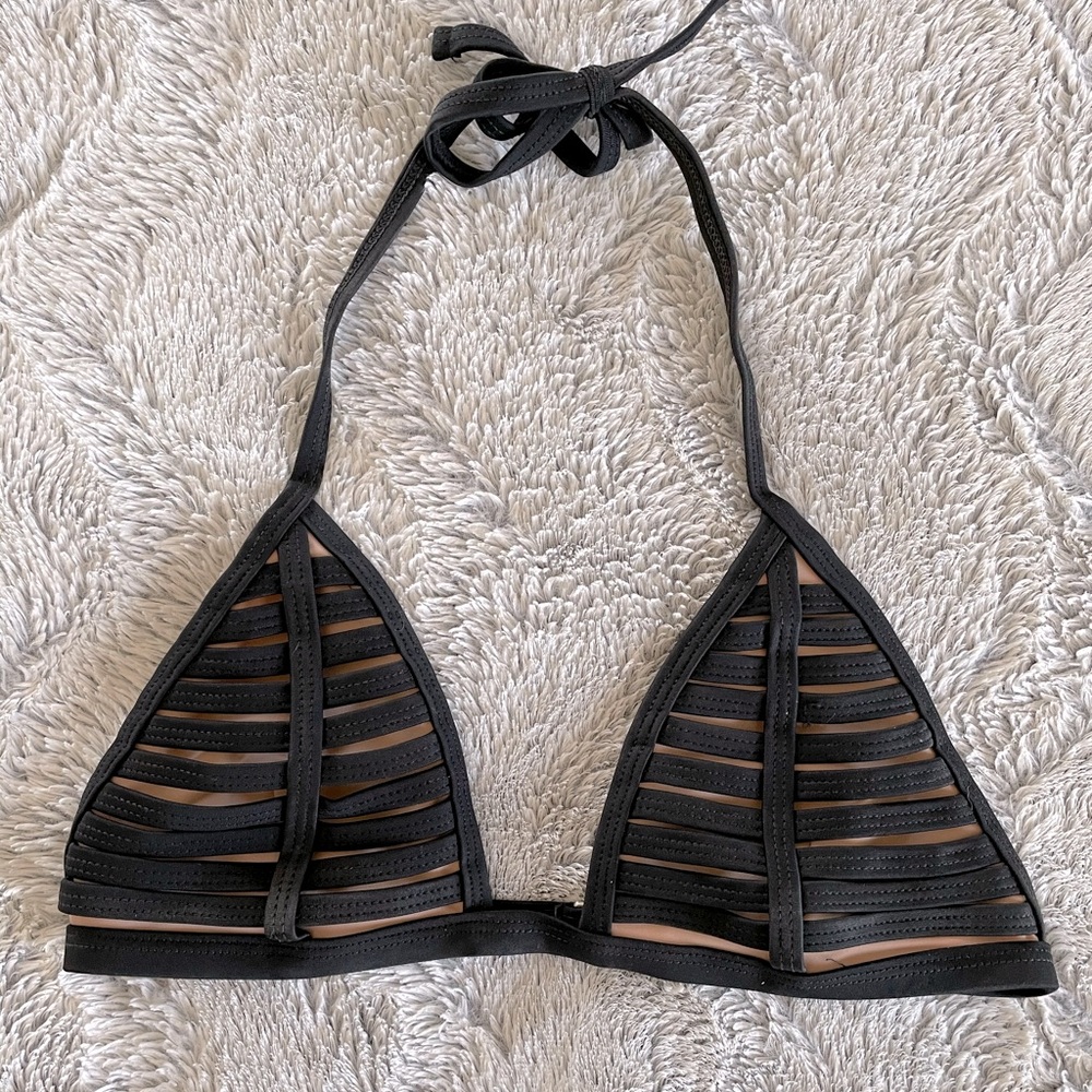 Black Detailed Bikini Top